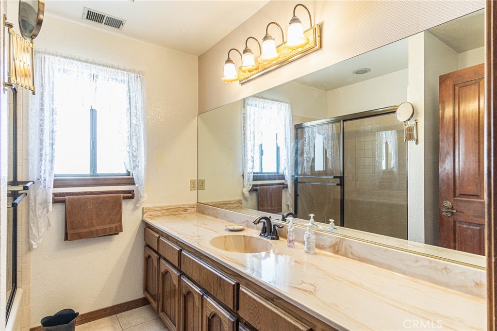 7040 Kenyon Avenue Property Photo 31