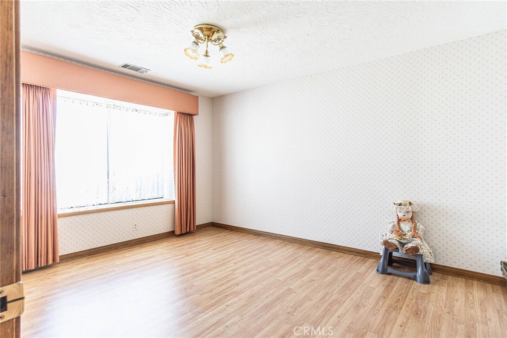 7040 Kenyon Avenue Property Photo 33