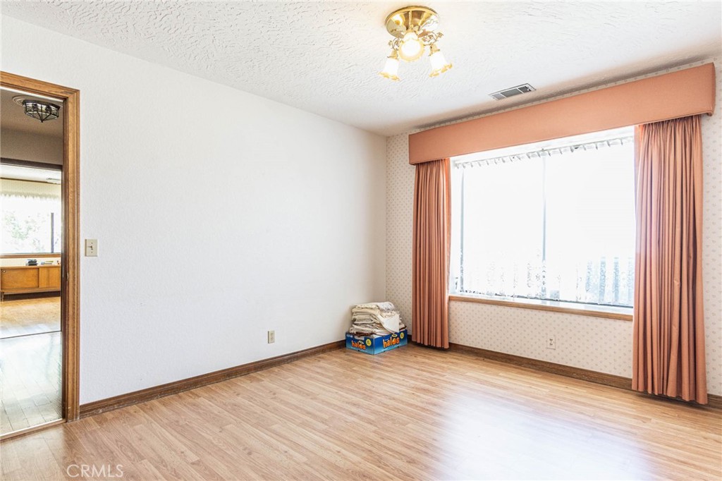 7040 Kenyon Avenue Property Photo 34