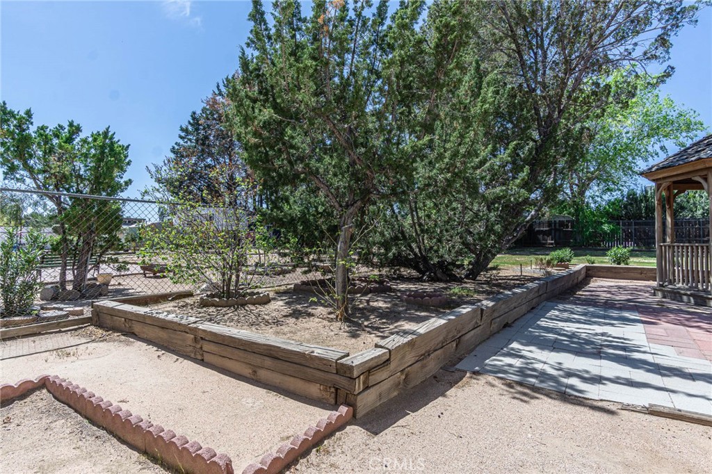 7040 Kenyon Avenue Property Photo 38