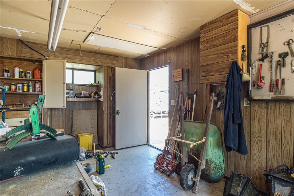 7040 Kenyon Avenue Property Photo 45