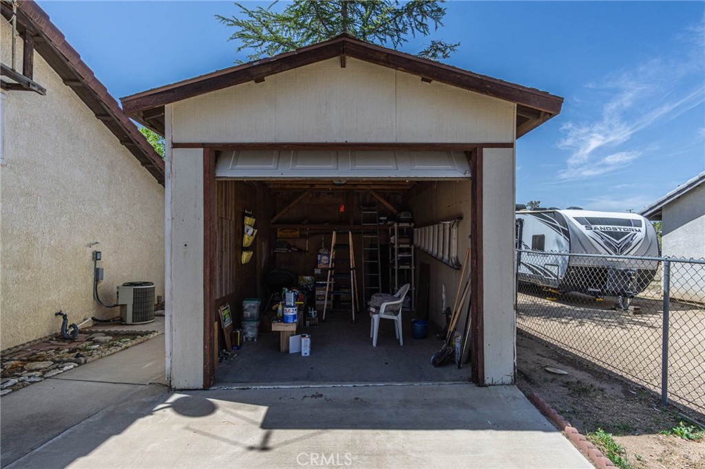 7040 Kenyon Avenue Property Photo 50
