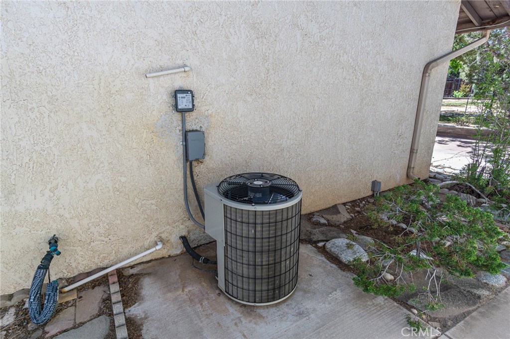 7040 Kenyon Avenue Property Photo 51