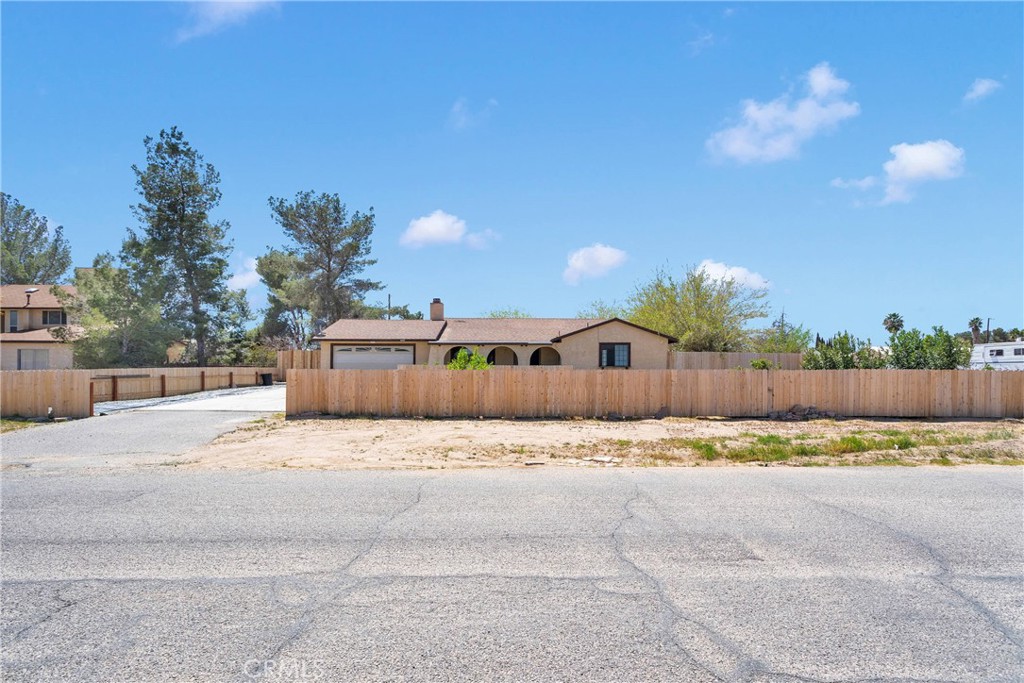 14915 Cerezo Road Property Photo 2