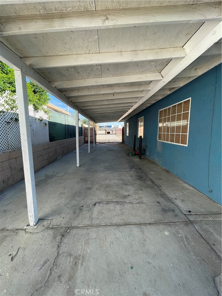 16636 Joshua Street Property Photo 2