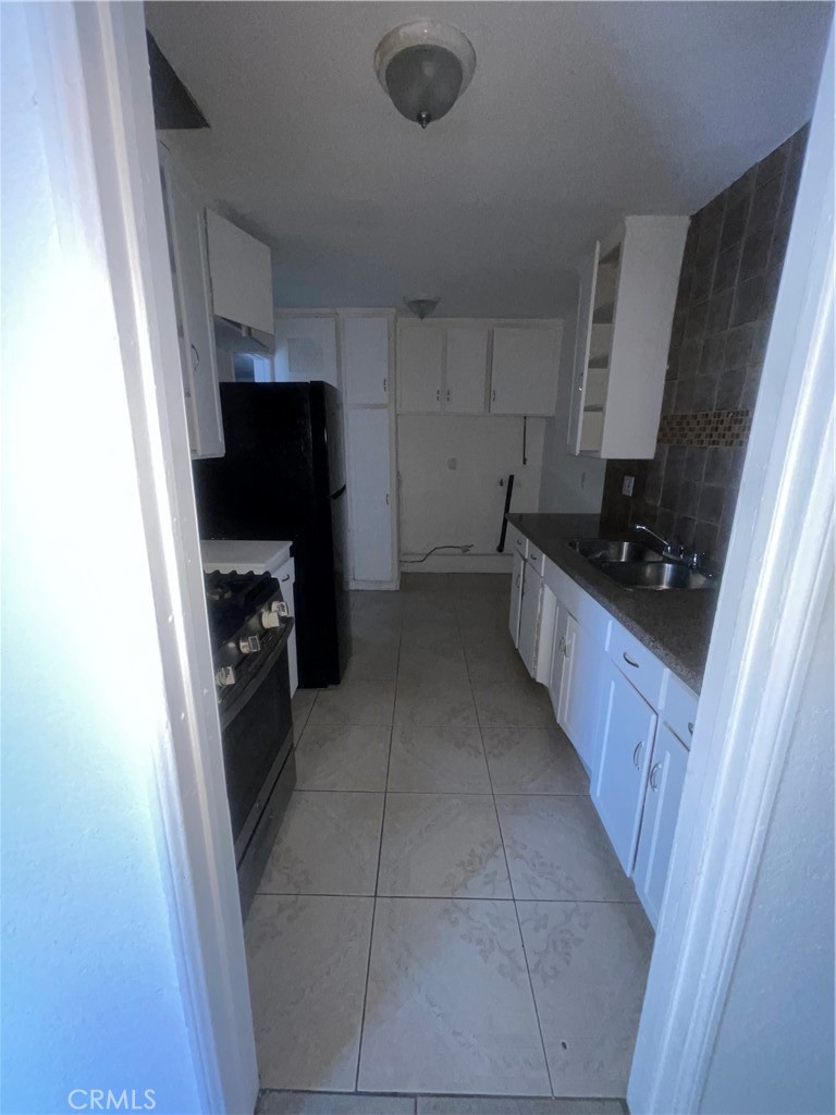 16636 Joshua Street Property Photo 7