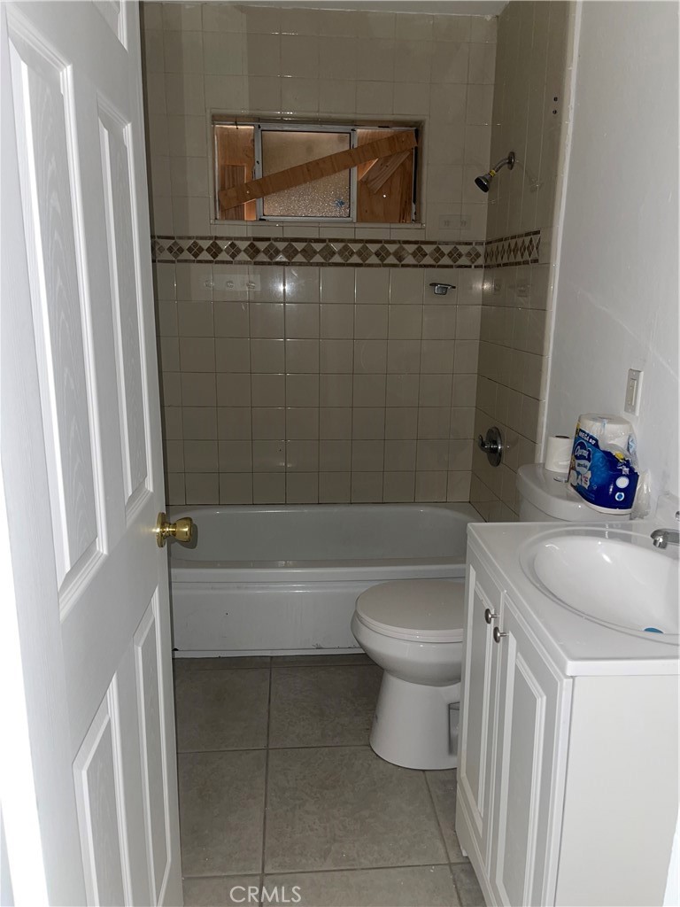 16636 Joshua Street Property Photo 13