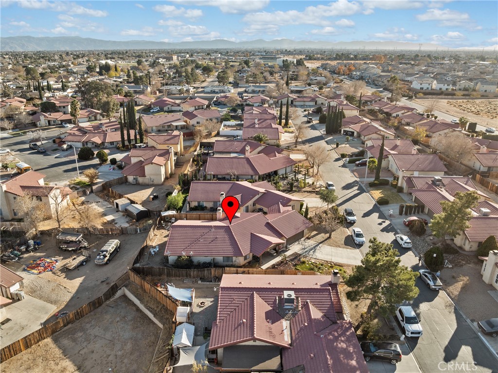 10395 Shahaptain Avenue Property Photo 8