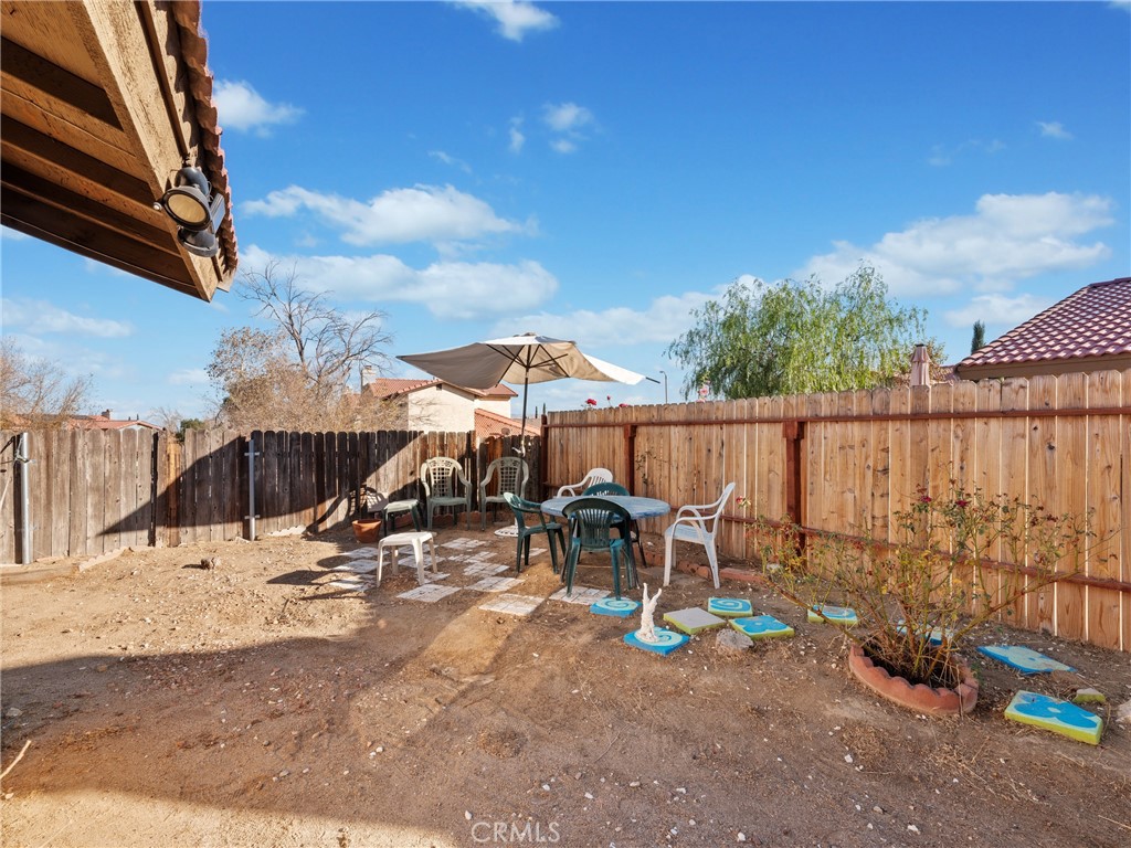 10395 Shahaptain Avenue Property Photo 34