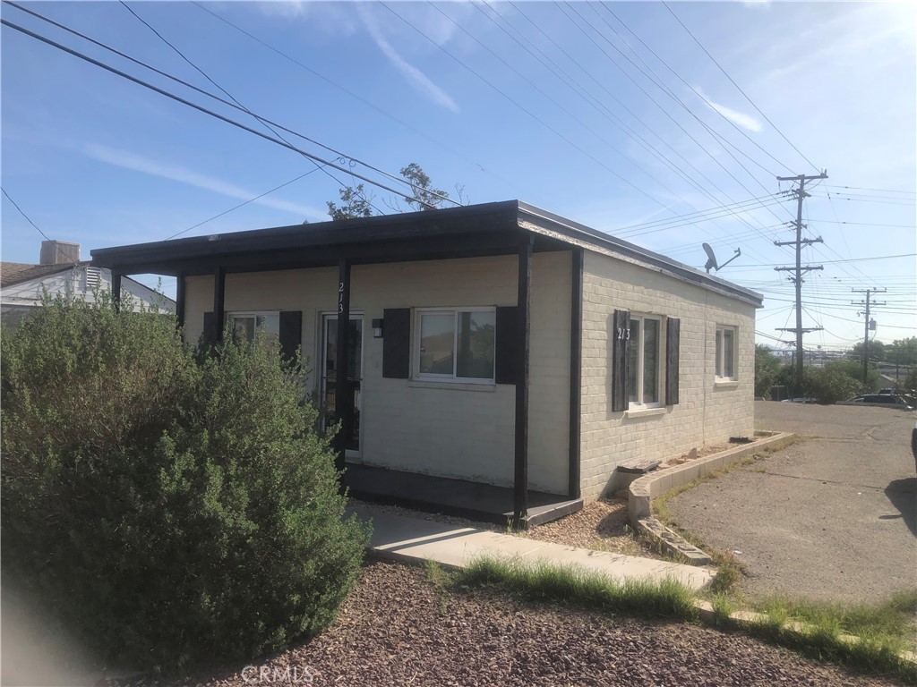 213 Barstow Road Property Photo