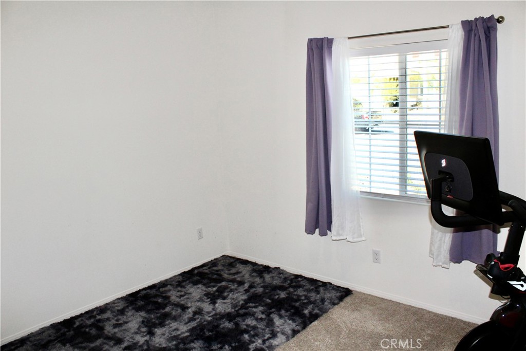 15563 San Francisco Lane Property Photo 4