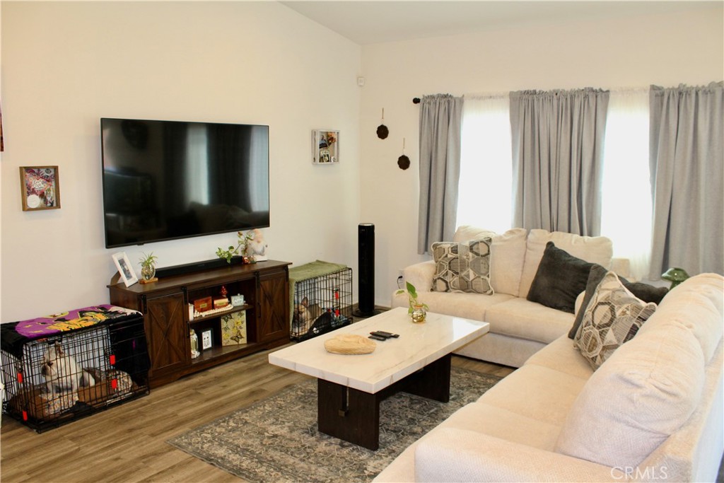 15563 San Francisco Lane Property Photo 18