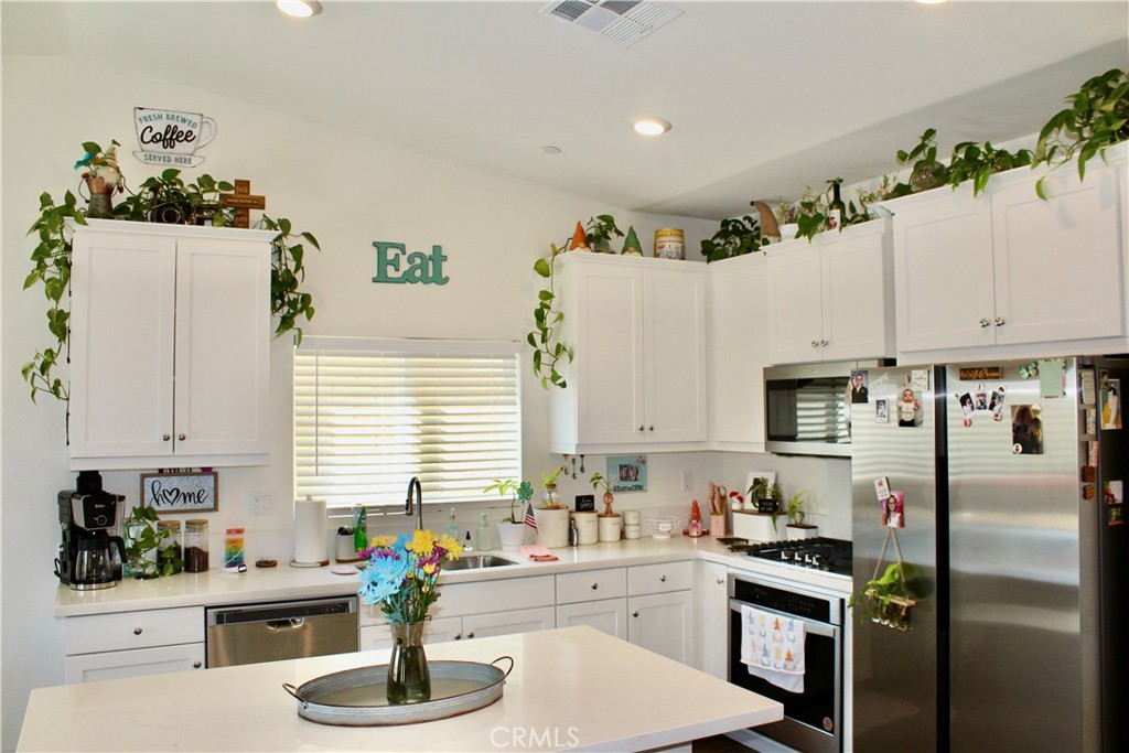 15563 San Francisco Lane Property Photo 32