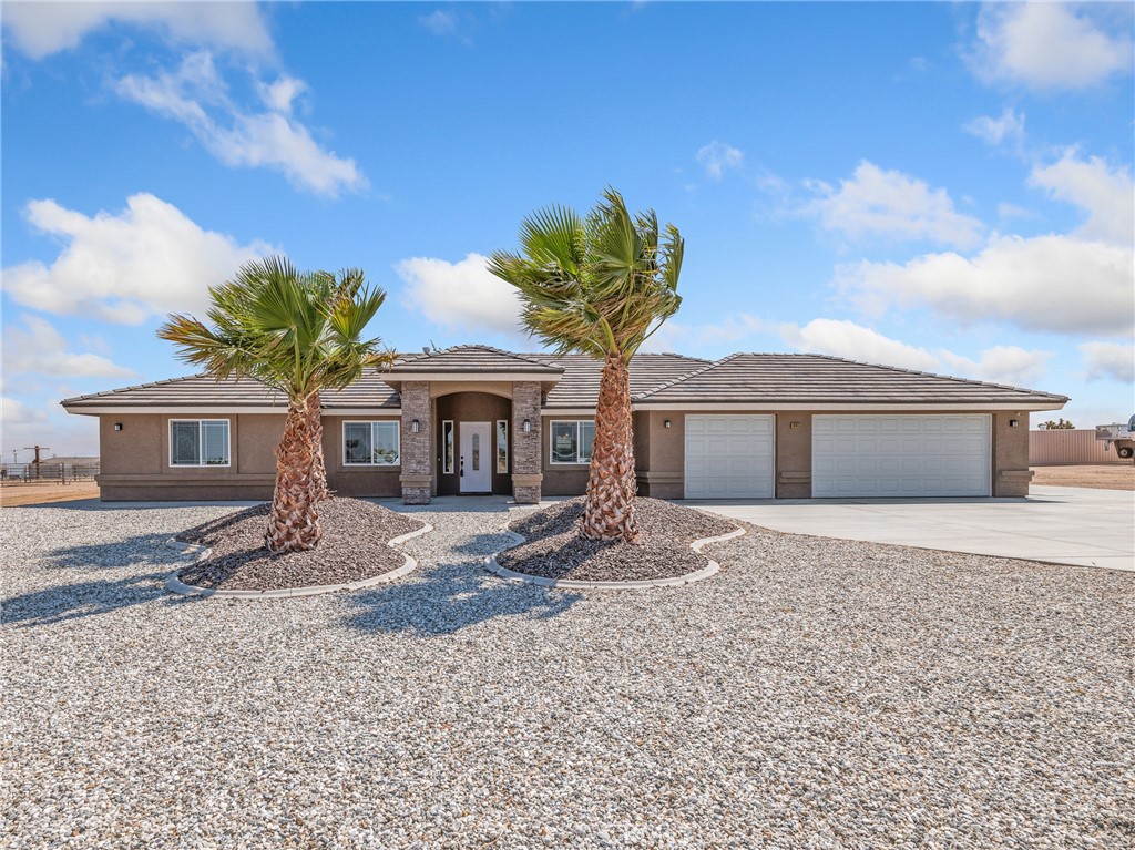 10015 Verbena Road Property Photo 2