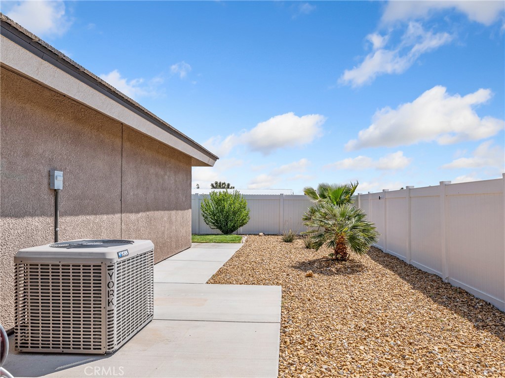 10015 Verbena Road Property Photo 47