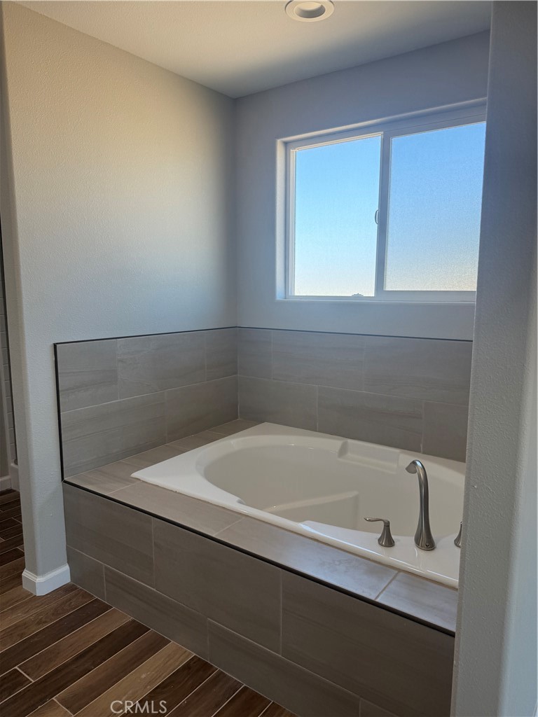 17995 Seaforth Street Property Photo 6