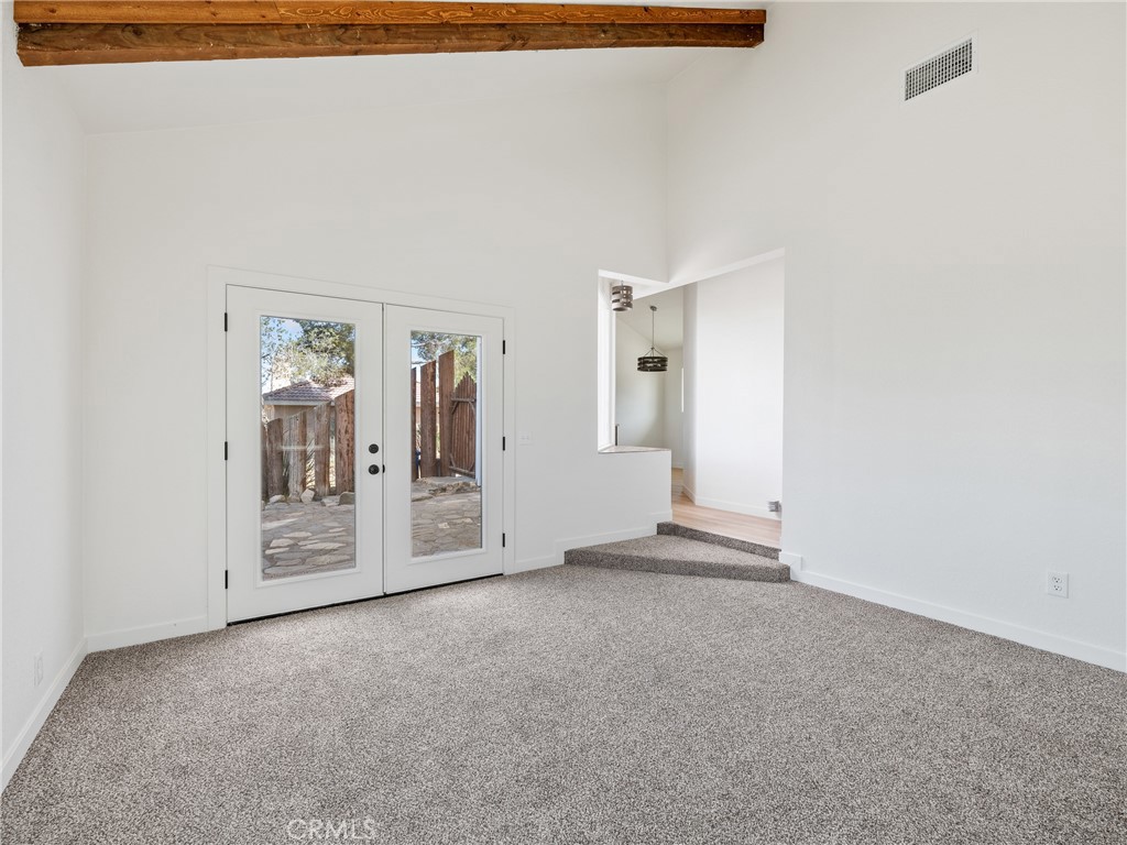 524 Smoke Tree Road Property Photo 15