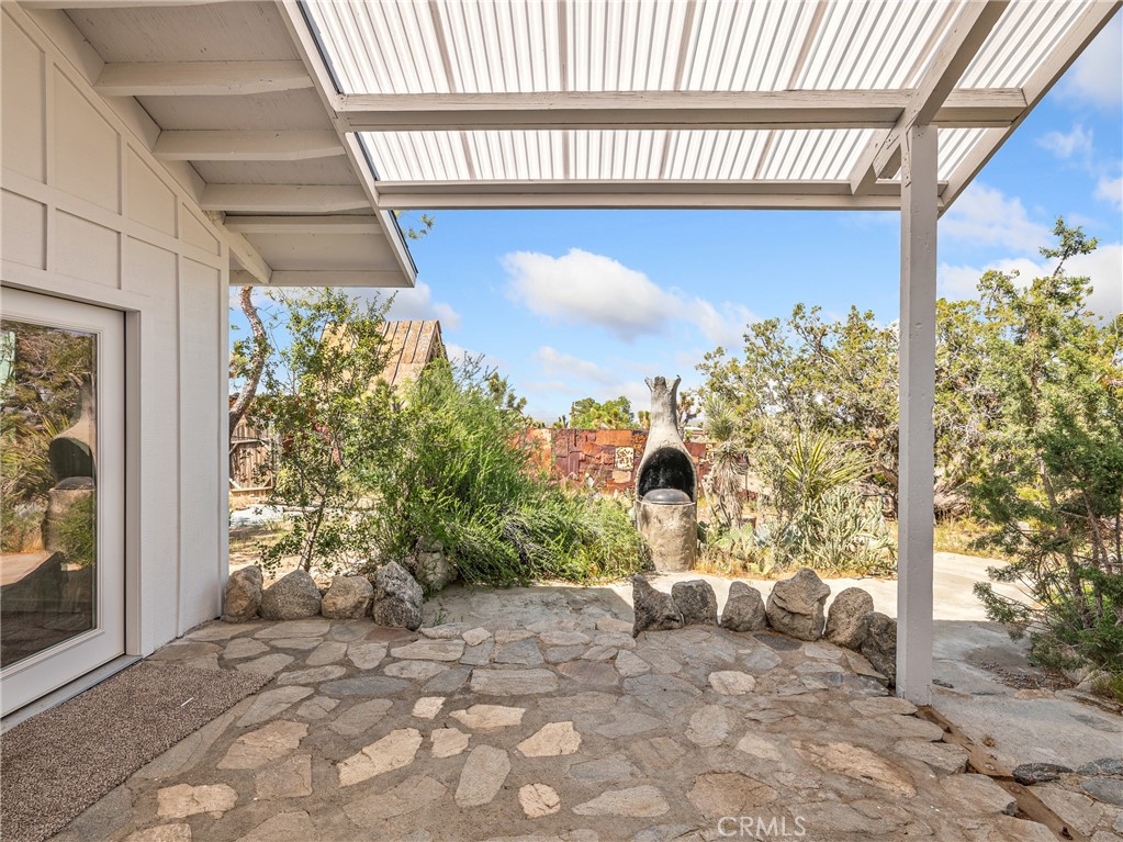 524 Smoke Tree Road Property Photo 18