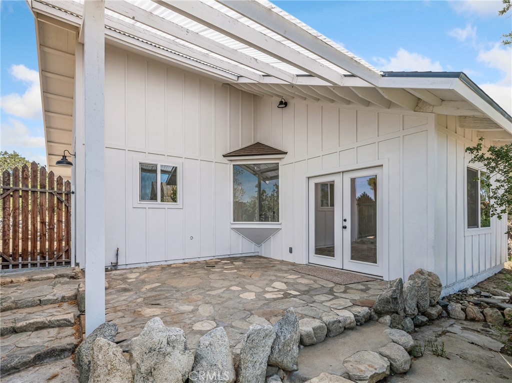 524 Smoke Tree Road Property Photo 19