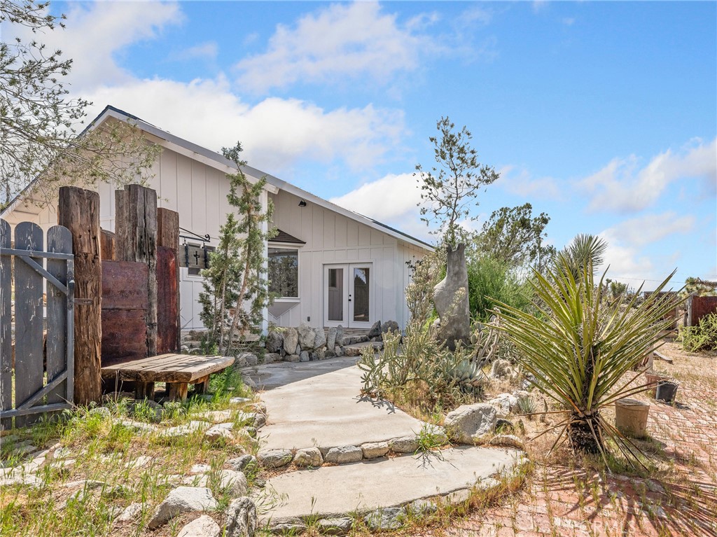 524 Smoke Tree Road Property Photo 20