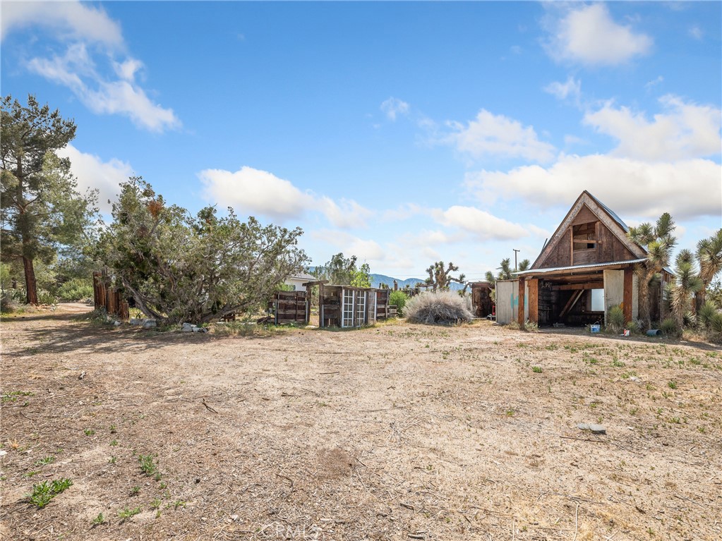 524 Smoke Tree Road Property Photo 22