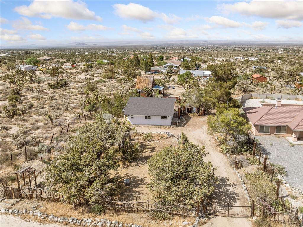 524 Smoke Tree Road Property Photo 32