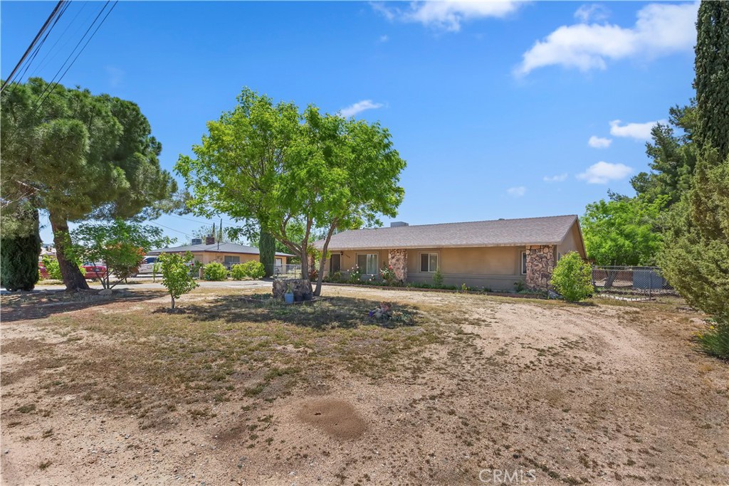 7486 Earhart Avenue Property Photo 4