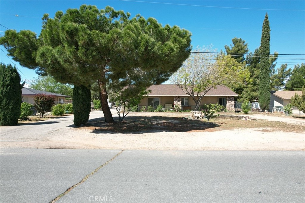 7486 Earhart Avenue Property Photo 8