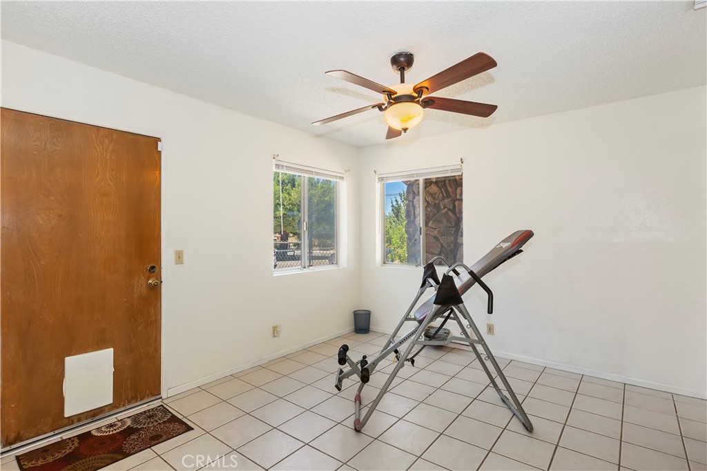7486 Earhart Avenue Property Photo 25