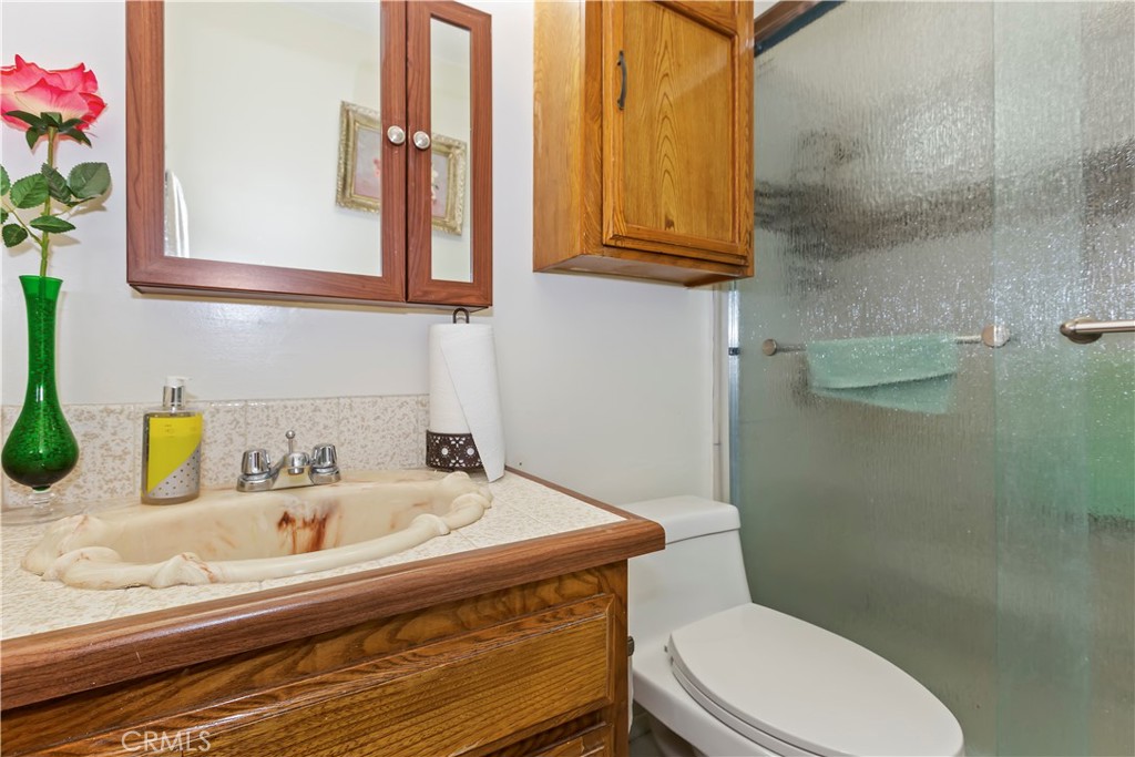 7486 Earhart Avenue Property Photo 26