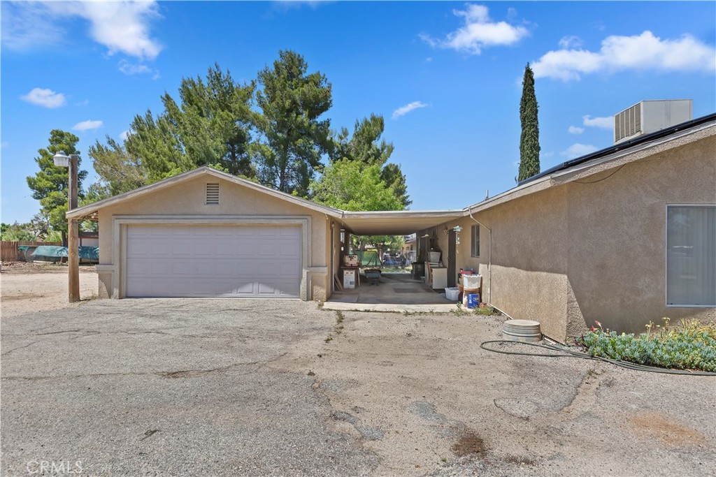 7486 Earhart Avenue Property Photo 38