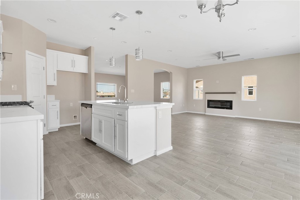 16305 Teton Street Property Photo 11