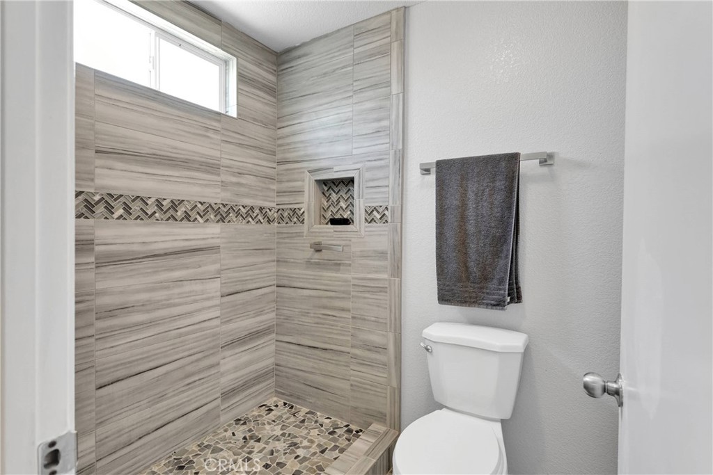 11941 9th Avenue Property Photo 21