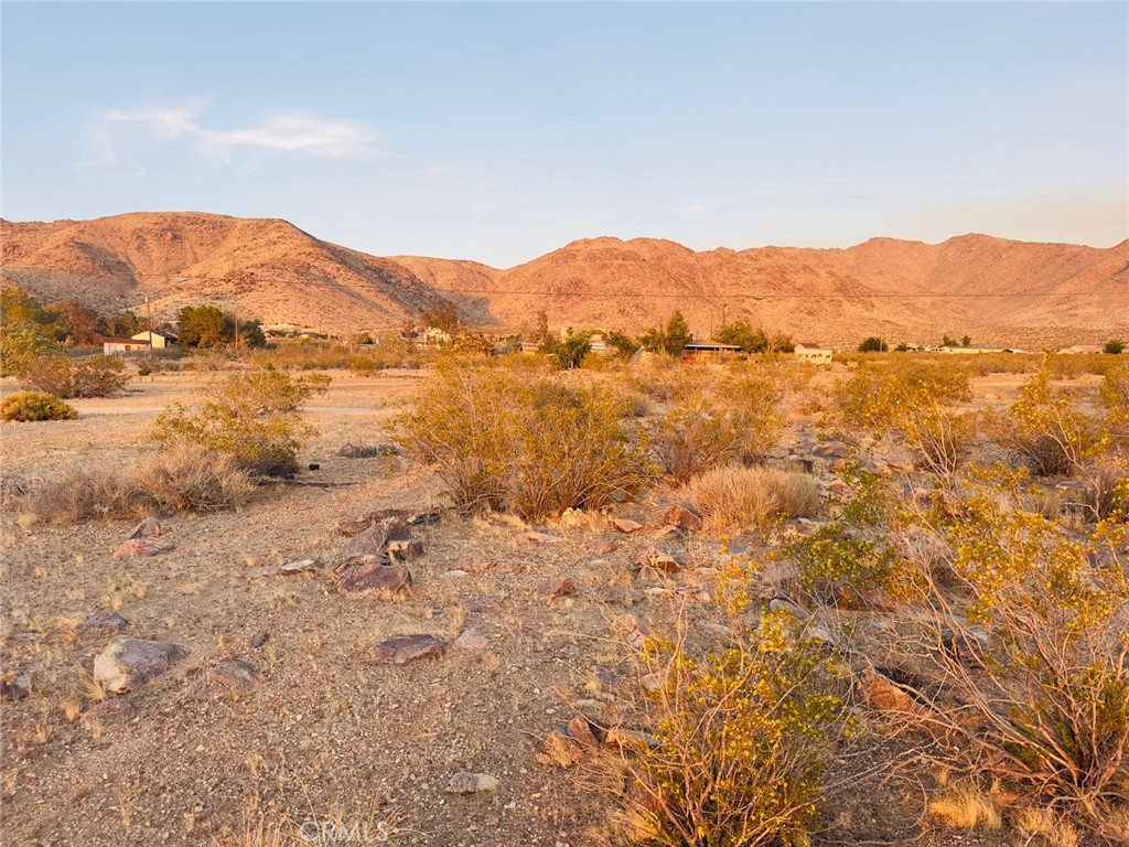 1 Old Mine Road Property Photo 6