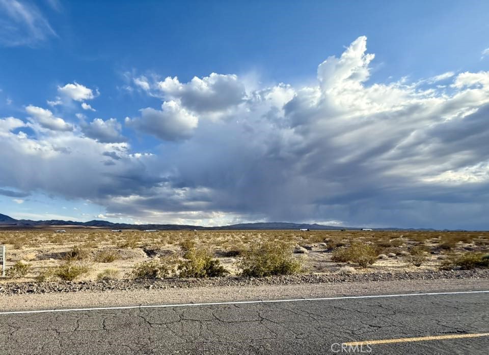 4160413 National Trails Hwy Property Photo 6