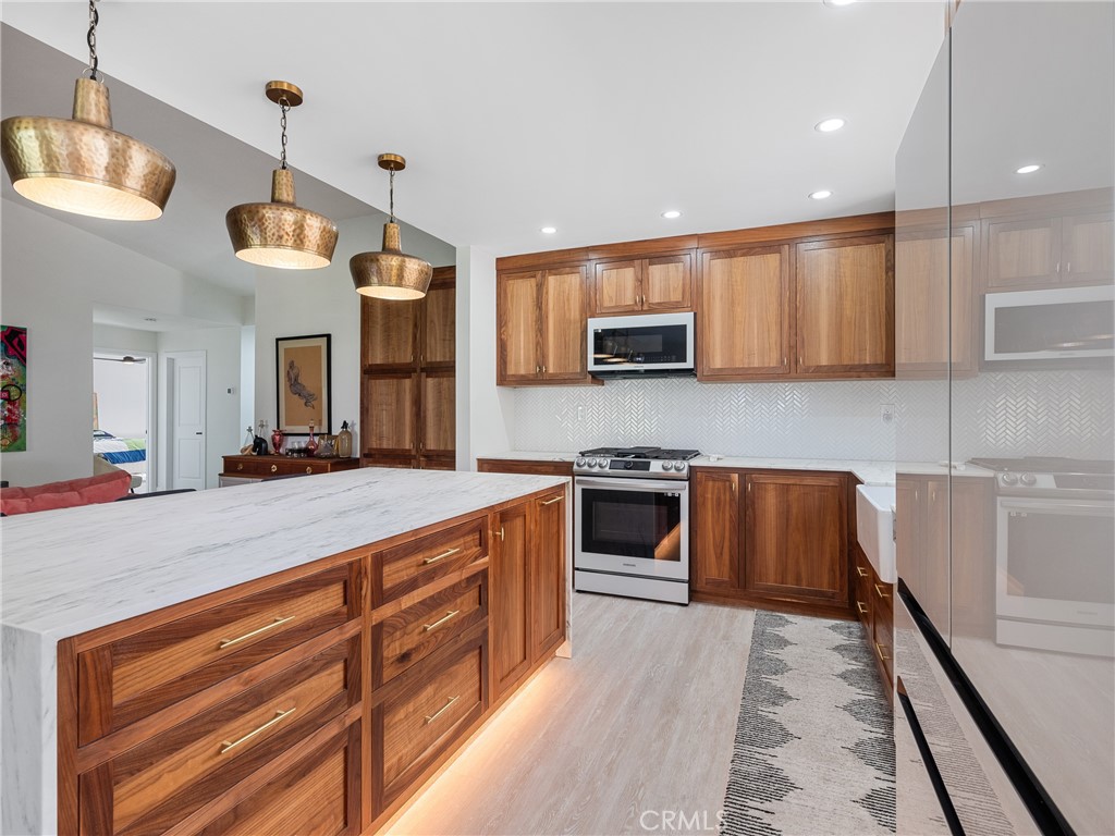12730 Rolling Ridge Drive Property Photo 15