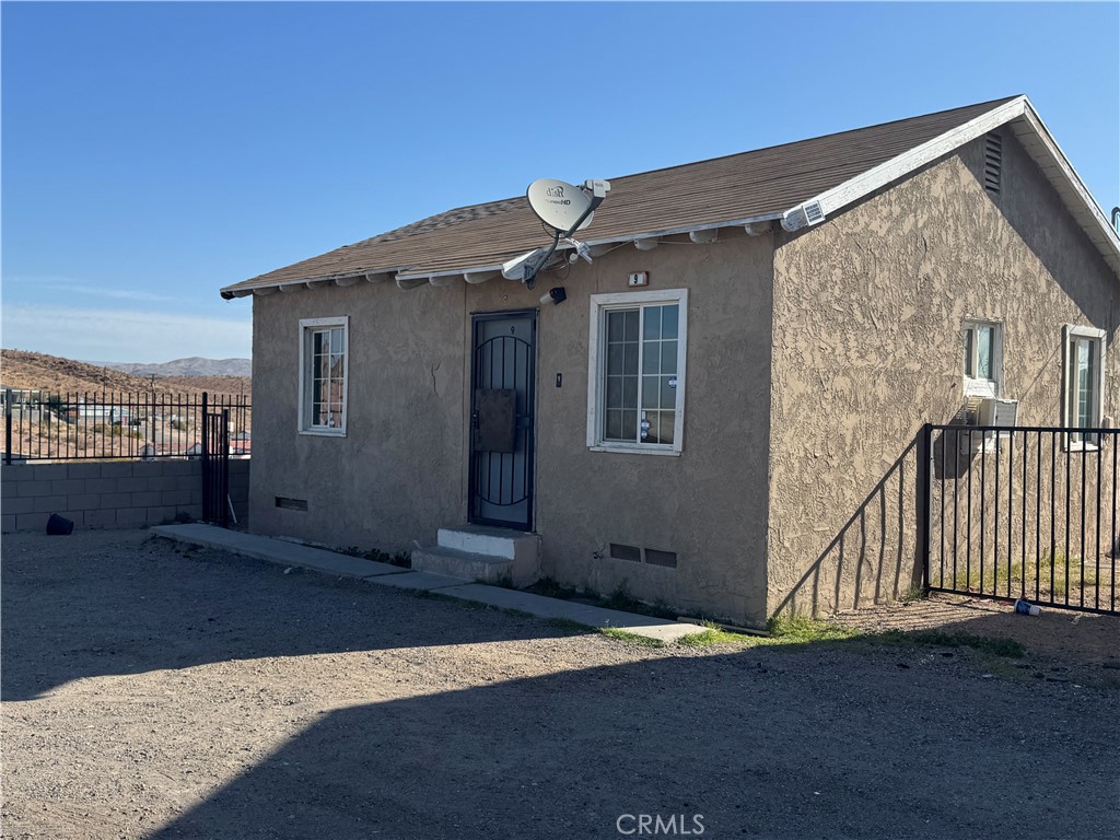 401 W Fredricks Street Property Photo 2
