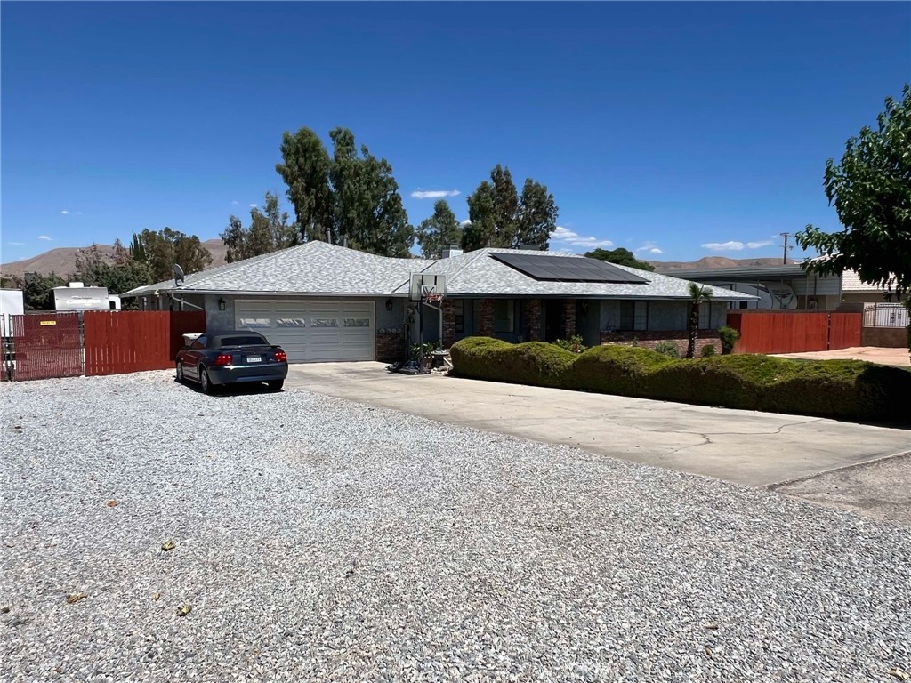 7477 Corona Avenue Property Photo 6