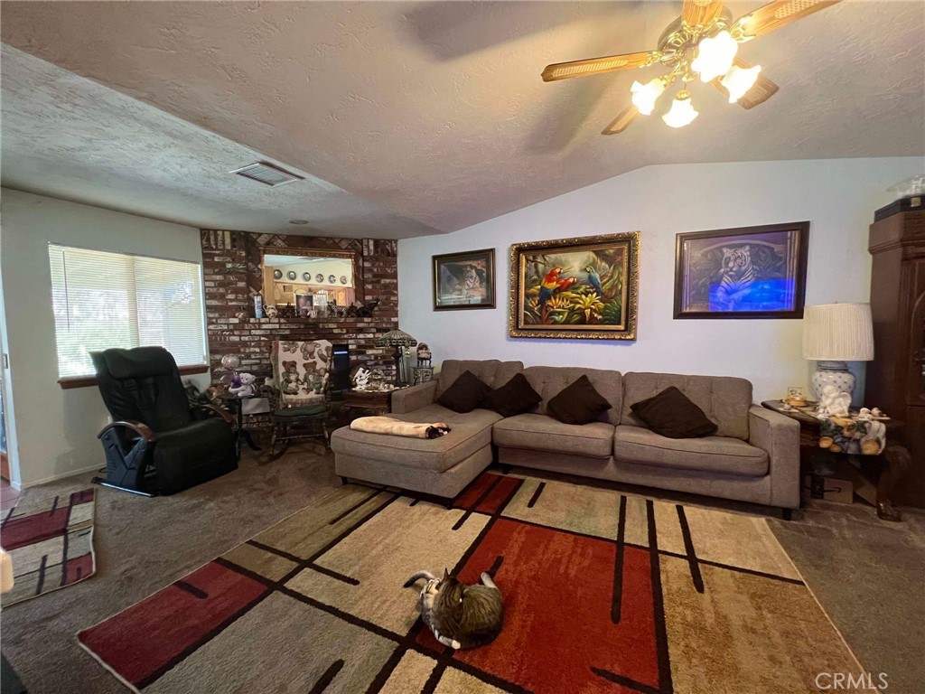 7477 Corona Avenue Property Photo 8