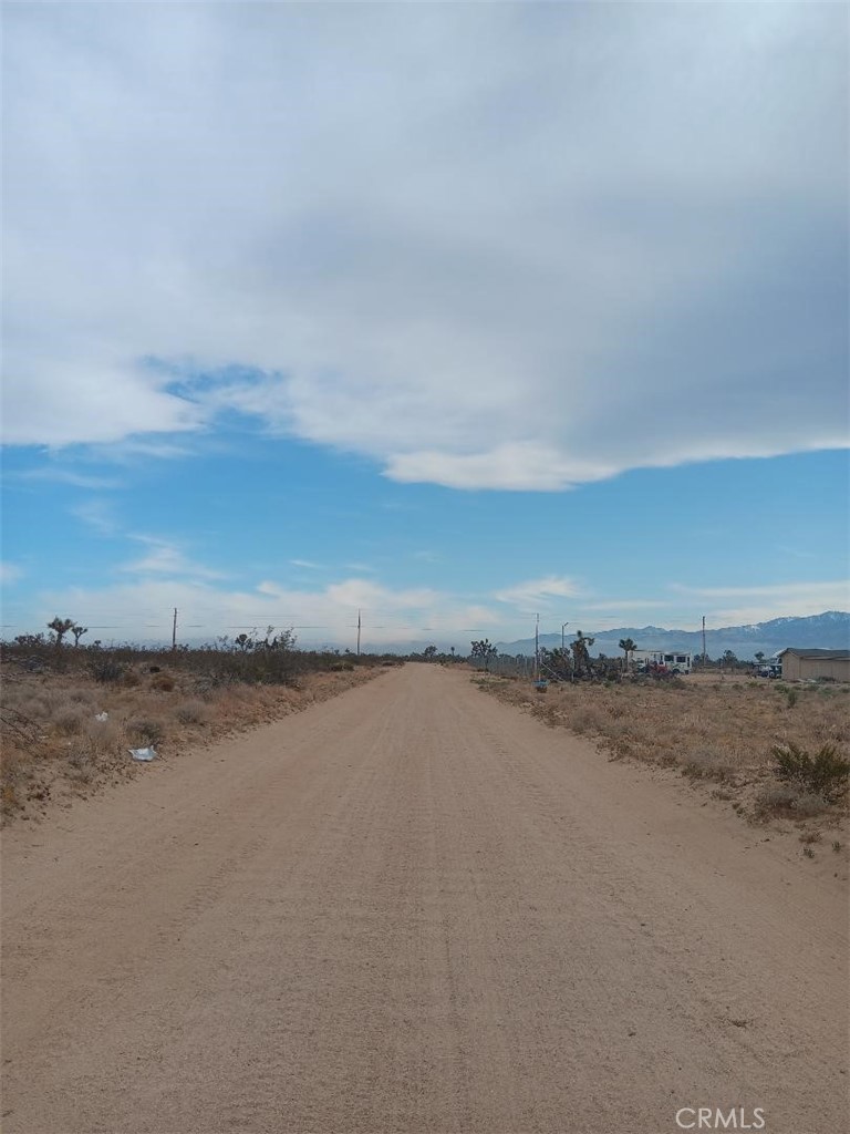 6692 Palmdale Rd Property Photo 1