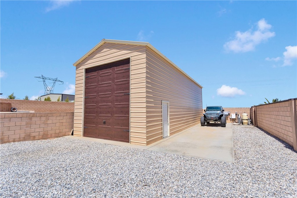 11844 Jenny Street Property Photo 4