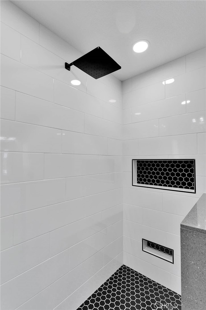 11844 Jenny Street Property Photo 24