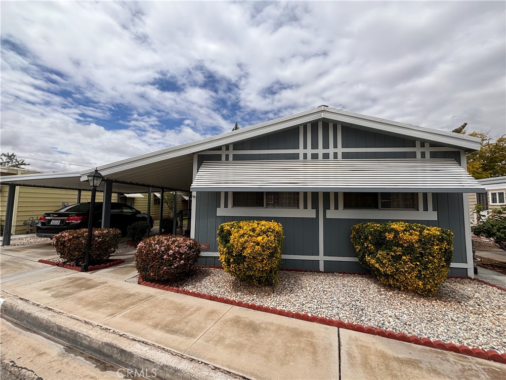 15940 Stoddard Wells Road 65 Property Photo 1