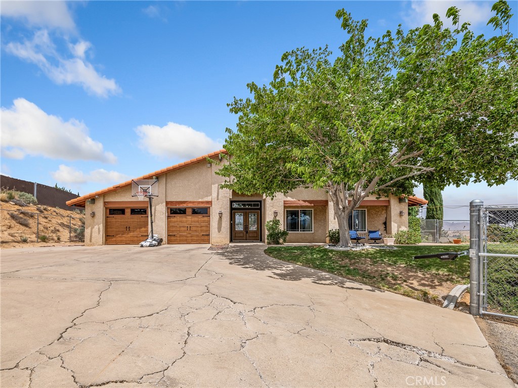 18728 Plumas Street Property Photo