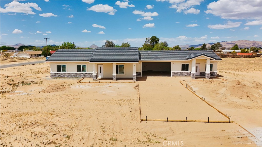 21928 Sioux Road Property Photo