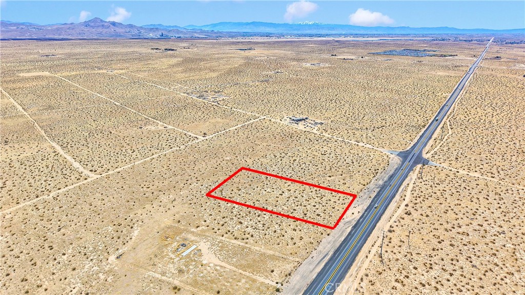 395 Hwy 395 Property Photo 1