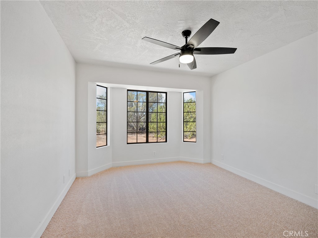 10683 El Centro Road Property Photo 11