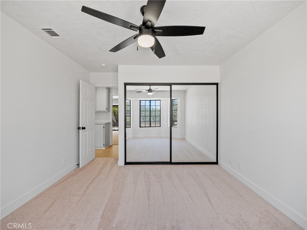 10683 El Centro Road Property Photo 14
