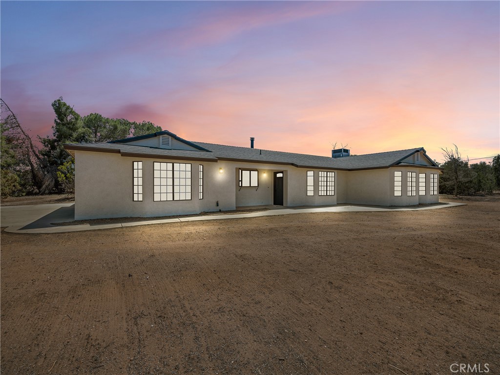 10683 El Centro Road Property Photo 28