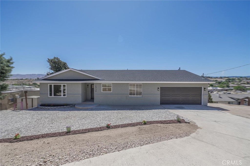 16739 Mission Street Property Photo 1